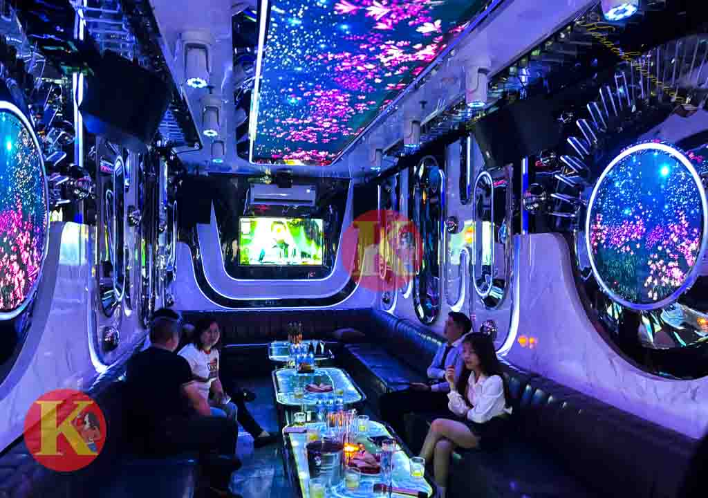 Karaoke Hoàng Gia 85 Nguyễn Khang | Đặt Bàn | Karaokehanoi.com